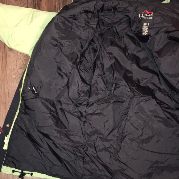 ❄️lime green ski jacket w/ accessories - Picture 15 of 15